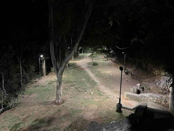 Βριλήσσια: Μετά από πολλά χρόνια φωτίστηκε και αναβαθμίστηκε το πάρκο της Ρεματιάς