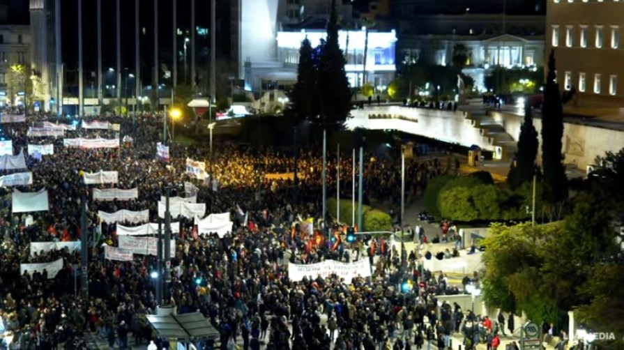 Απευθείας στο airetos gr η συγκεντρώση για τα Τέμπη στην Αθήνα 